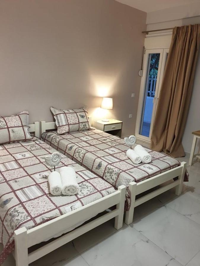 Eytyhias Yard Apartments In Poros Poros Town 外观 照片